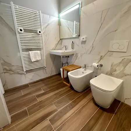 Hh Hermoso Housing Alessandria Aparthotel Esterno foto