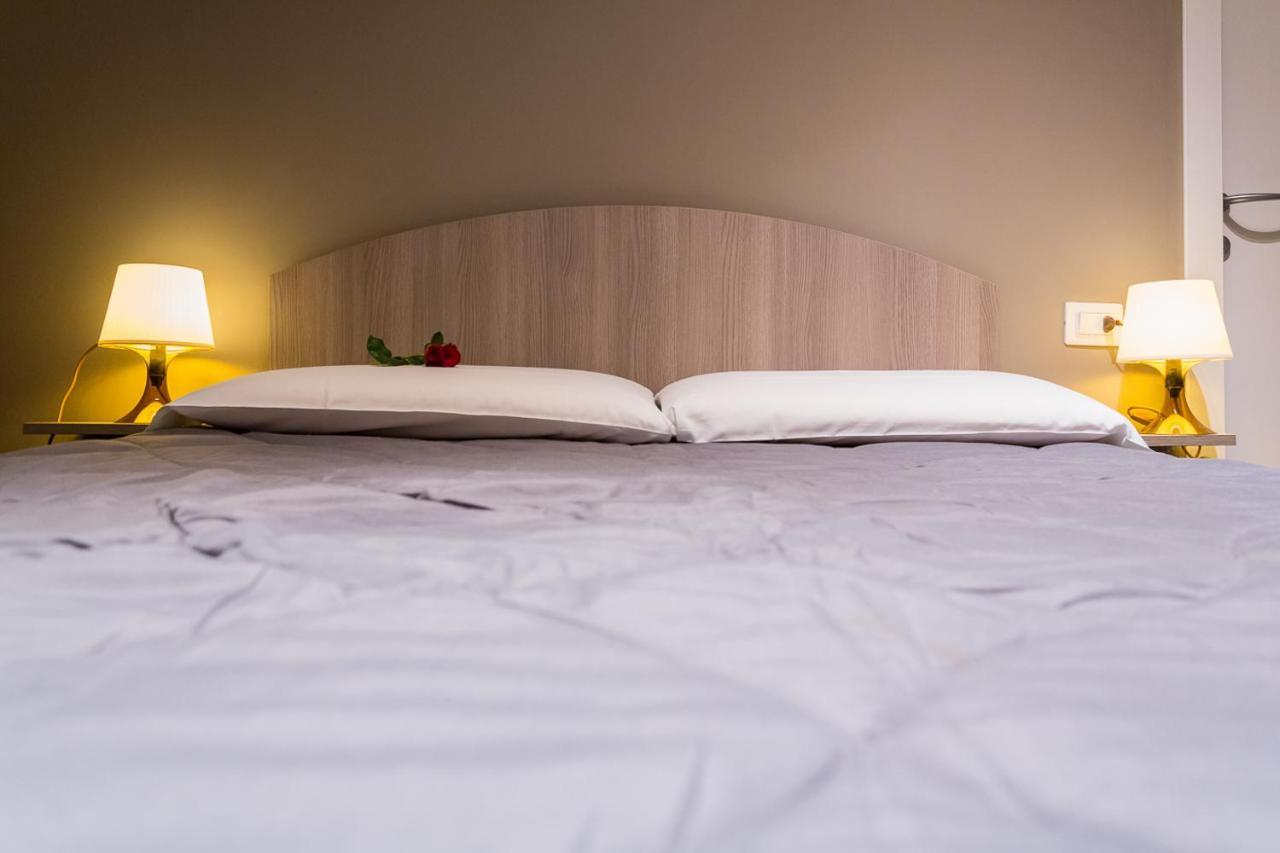 Hh Hermoso Housing Aparthotel 2*